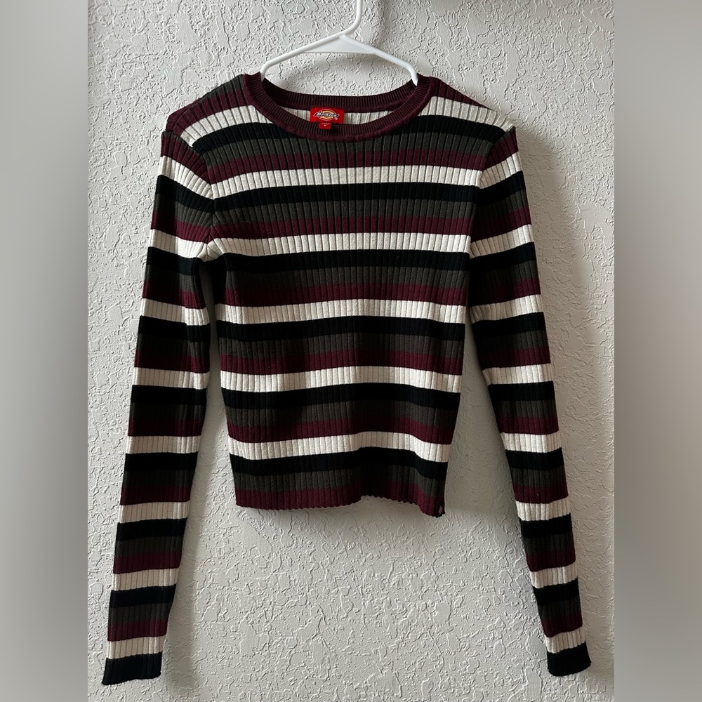 Dickies holiday sweater